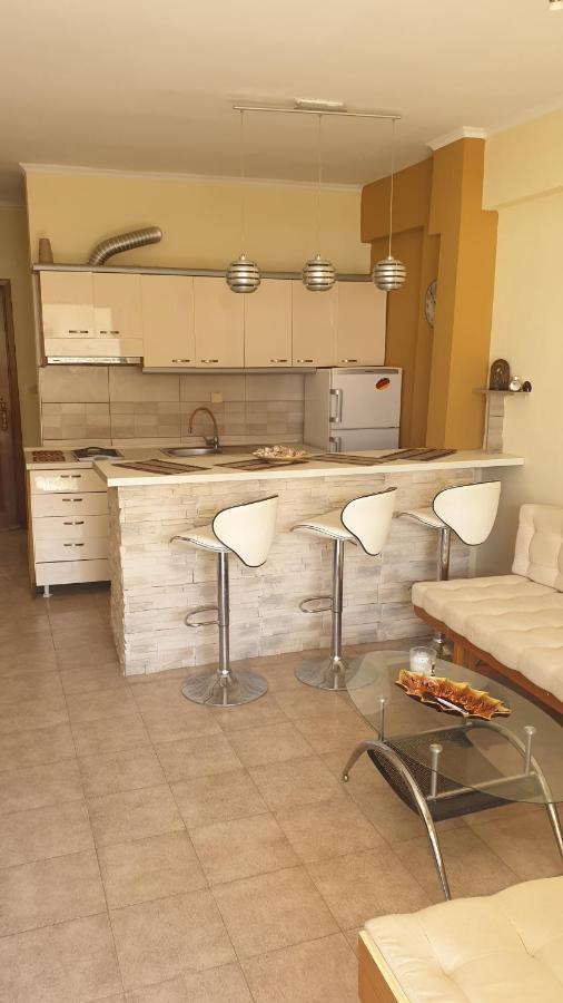 Gouris Appartements Nea Kallikrateia Esterno foto