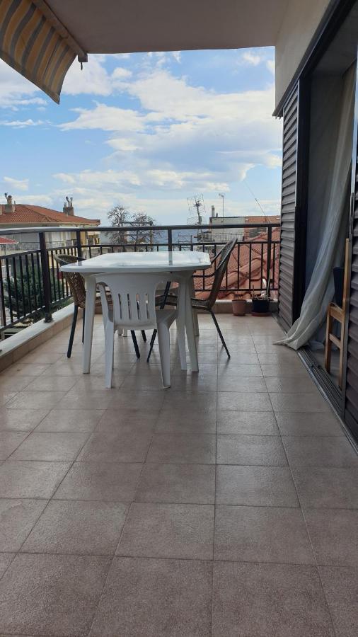 Gouris Appartements Nea Kallikrateia Esterno foto