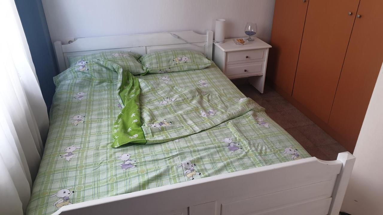 Gouris Appartements Nea Kallikrateia Esterno foto